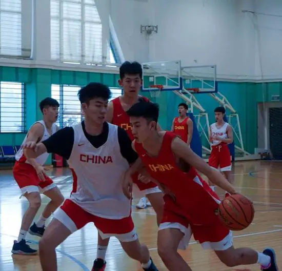 如何通过篮球表演赛制定有效的训练计划_2